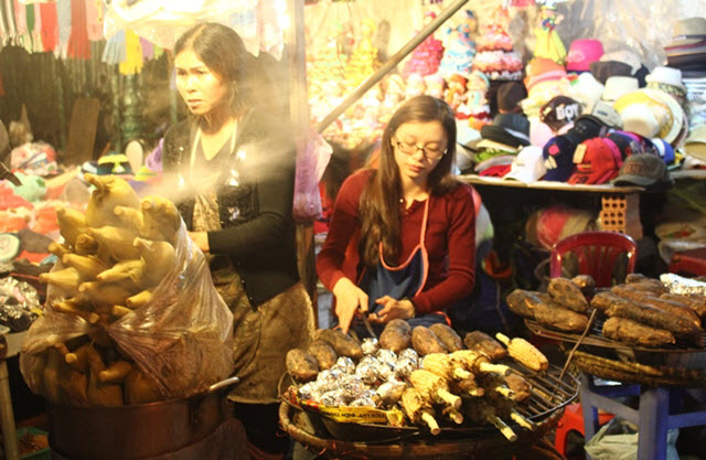 địa điểm du lịch Đà Lạt - chợ đêm đà lạt