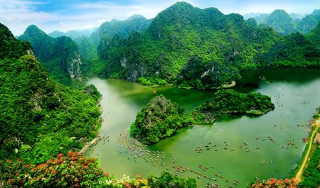 Tràng An- Vịnh Hạ Long trên cạn của Việt Nam