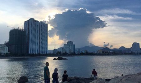 Hòn Chồng ở Nha Trang