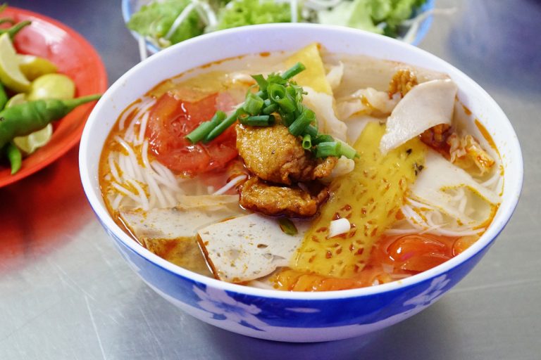 Những món ăn không thể bỏ lỡ khi du lịch Đà Nẵng