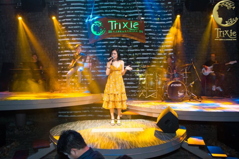 Trixie Cafe & Lounge – không gian cafe nhạc sống cực lãng mạn tại Hà Nội