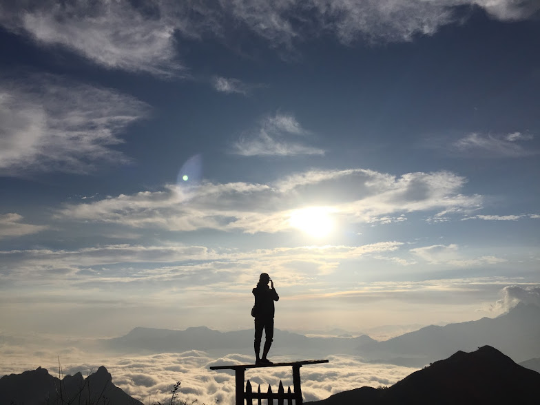  Ngắm bình minh ở núi Muối là một ao ước mà ai cũng muốn, đây là một trong những điểm săn mây đẹp nhất ở Việt Nam. 