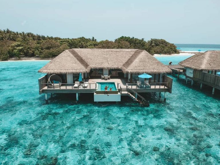 Choáng ngợp với những resort ở Maldives có view đẹp nhất