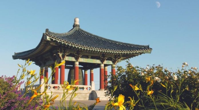 Những ngôi chùa linh thiêng tại Hà Nội