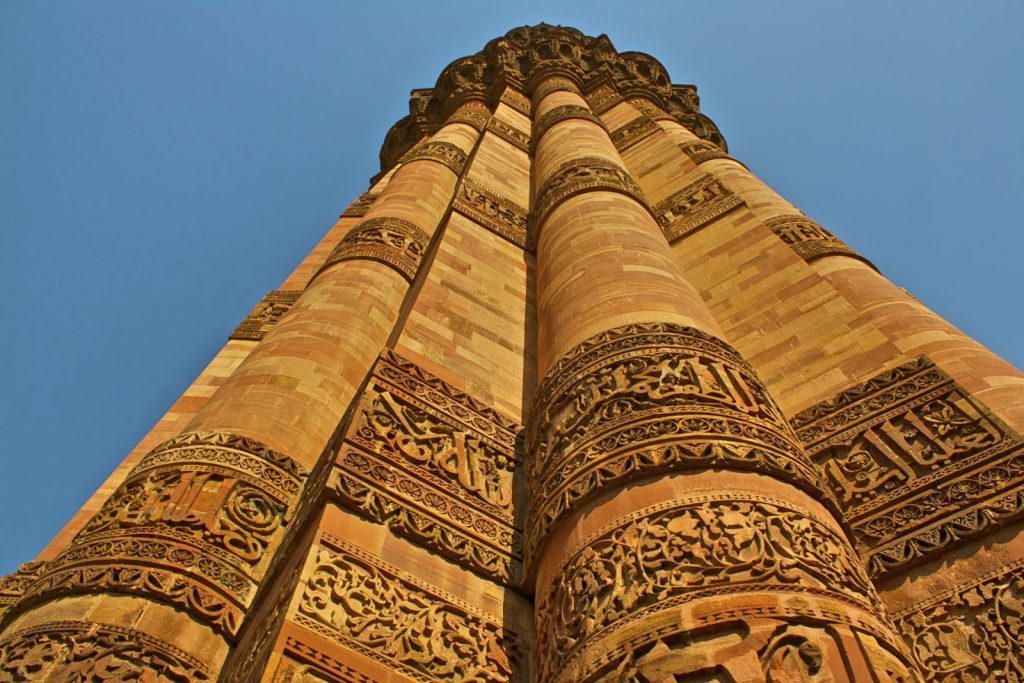 Tháp được mệnh danh là chân của thần Vishnu (Thần bảo vệ vũ trụ tối cao) đã được UNESCO công nhận và vinh danh. ﻿