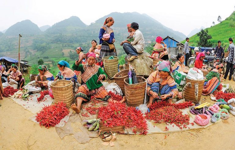 Top 7+ phiên chợ vùng cao miền Bắc nổi tiếng ở Việt Nam