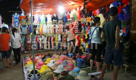Chợ đêm Hà Nội