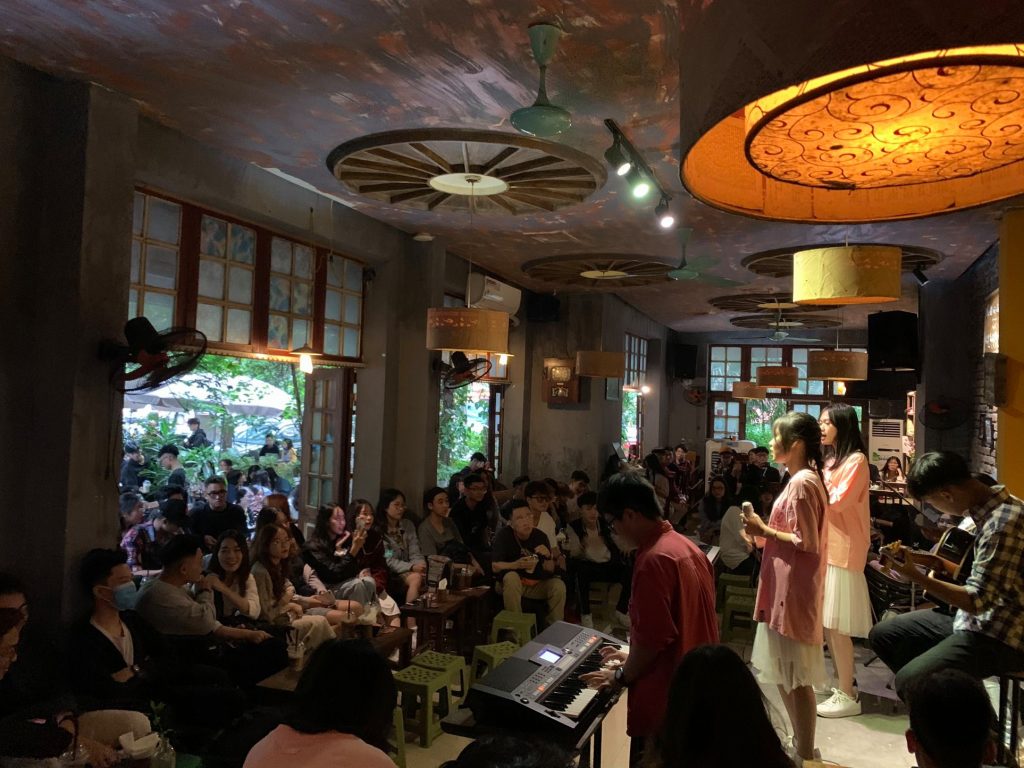 phòng trà ở Hà Nội nổi tiếng