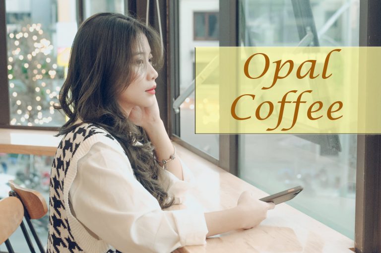 Opal Coffee – “Check-in” quán cafe tone vàng nổi bật giữa phố Văn Cao