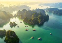 10 du thuyền nổi tiếng ở Vịnh Hạ Long
