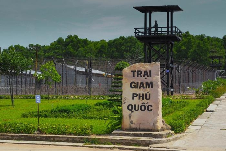Nhà tù Phú Quốc hay còn được gọi là Nhà lao Cây Dừa